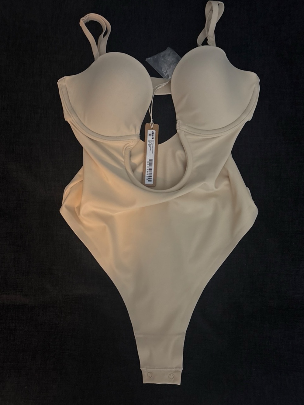 Skims bodysuit in beige